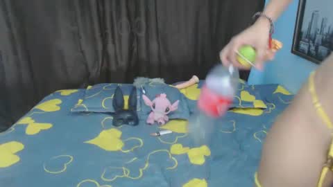 Snapshot of sweetevil19 chatting on 03.06.25 sweetevil19 online show from 03.06.25