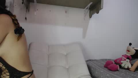 Snapshot of sweetevil19 chatting on 02.01.26 sweetevil19 online show from 02.01.26