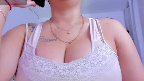 Snapshot of sweetfabianaxl chatting on 02.02.26 Fabiana online show from 02.02.26