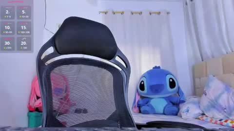 Snapshot of sweetfabianaxl chatting on 05.23.26 Fabiana online show from 05.23.26