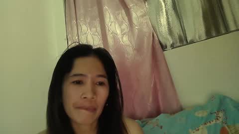 Snapshot of sweetfilipinawet chatting on 02.01.25 Stacy online show from 02.01.25