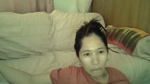 Snapshot of sweetfilipinawet chatting on 11.18.25 Stacy online show from 11.18.25