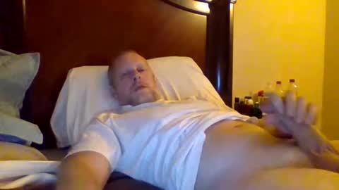 sweetg233 online show from 10.19.25
