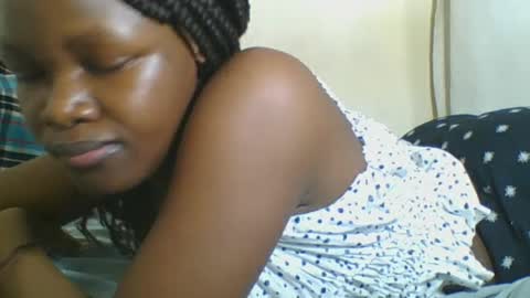 Snapshot of sweetgal2025 chatting on 06.14.26 EUNICE online show from 06.14.26