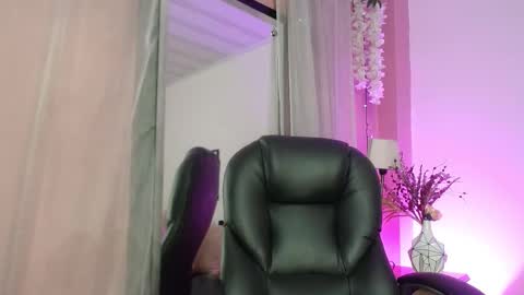  Sweet online show from 10.14.25