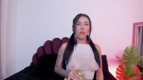 Snapshot of sweetgirl______ chatting on 03.25.26 Dulce online show from 03.25.26