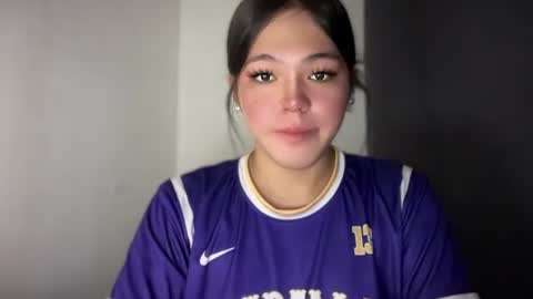 Snapshot of sweetgirl_ayesha chatting on 11.16.25 Ayesha online show from 11.16.25