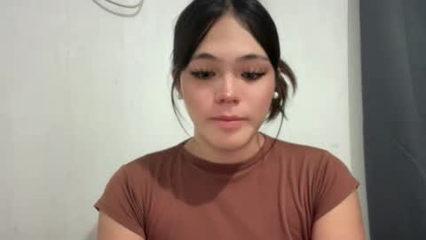 Snapshot of sweetgirl_ayesha chatting on 11.23.25 Ayesha online show from 11.23.25