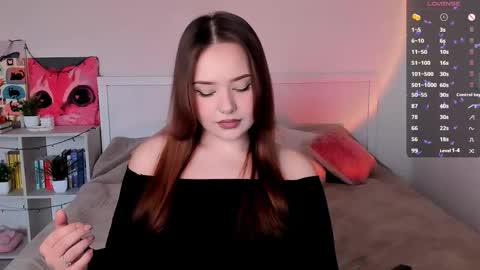 Snapshot of sweetie_candy_ chatting on 11.23.25 Hannah online show from 11.23.25