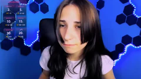 Chloe online show from 05.11.26
