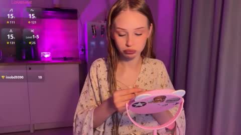 Snapshot of sweetielis chatting on 02.19.26 sweetie Lisa3 online show from 02.19.26