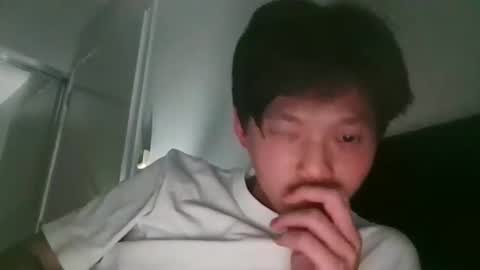 Snapshot of sweetiepuppy421 chatting on 12.18.25 sweetiepuppy421 online show from 12.18.25