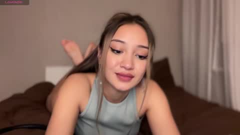 Snapshot of sweetiesoul chatting on 01.25.25 sweetiesoul online show from 01.25.25