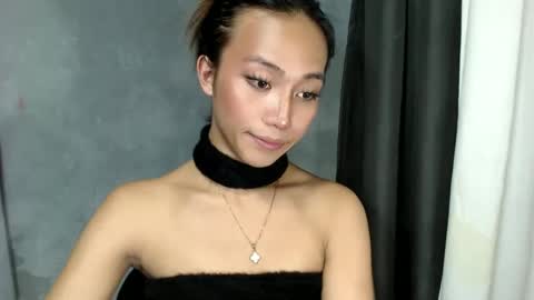 Snapshot of sweetiie_caren chatting on 02.19.25 CAREN online show from 02.19.25