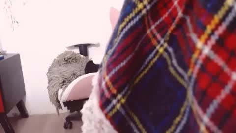 Snapshot of sweetkatik chatting on 10.29.25 karen online show from 10.29.25