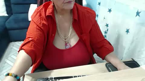 Snapshot of sweetladyrebeka chatting on 12.02.25 Rebeka online show from 12.02.25
