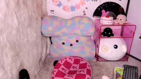 Sweet Laumina online show from 02.06.26