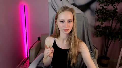 sweetllyshy online show from 11.23.25