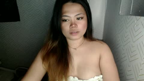Snapshot of sweetlover_nicole chatting on 06.18.26 NICOLE online show from 06.18.26