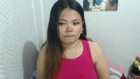Snapshot of sweetlover_nicole chatting on 08.04.26 NICOLE online show from 08.04.26