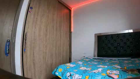 Snapshot of sweetmagic6 chatting on 10.27.25 sweetmagic6 online show from 10.27.25