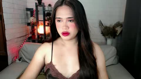 Snapshot of sweetmarie21 chatting on 01.19.25 IM ALICE - DONT FORGET TO FOLLOW ME online show from 01.19.25