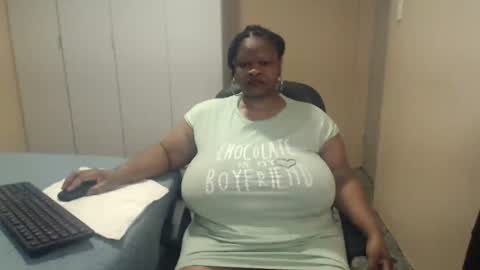 Snapshot of sweetnoziexxx chatting on 09.13.25 sweetnoziexxx online show from 09.13.25