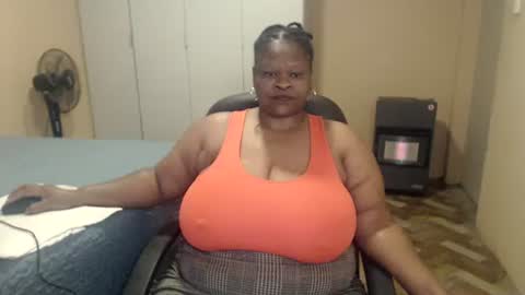 Snapshot of sweetnoziexxx chatting on 04.30.26 sweetnoziexxx online show from 04.30.26