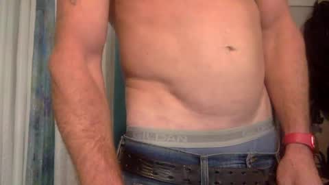 WeAim2PZzz online show from 01.08.25