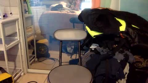 WeAim2PZzz online show from 03.02.25