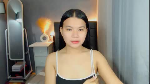 Snapshot of sweetnwildts chatting on 03.03.26 Ghena online show from 03.03.26