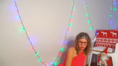 Snapshot of sweetpairfun chatting on 11.16.25 Veronica and Alex online show from 11.16.25