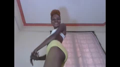 Snapshot of sweetpetite254 chatting on 02.18.26 ESTHER online show from 02.18.26