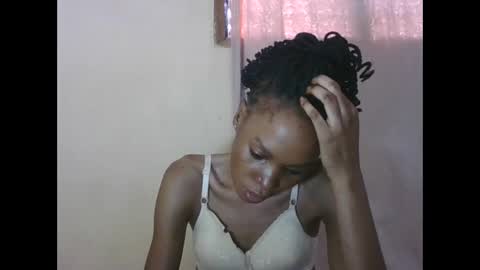Snapshot of sweetpetite254 chatting on 03.19.26 ESTHER online show from 03.19.26