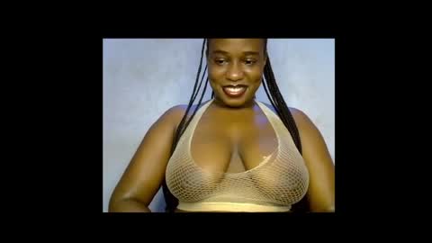 Snapshot of sweetpetitgirl chatting on 04.07.26 LILY BRANDY online show from 04.07.26