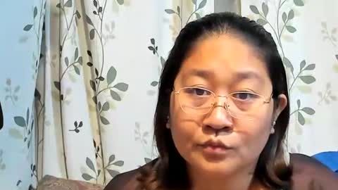 Snapshot of sweetpilipina88 chatting on 12.03.25 MIA online show from 12.03.25