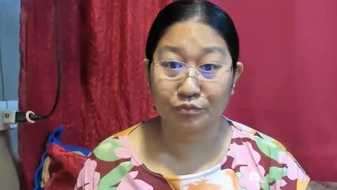 Snapshot of sweetpilipina88 chatting on 02.11.26 MIA online show from 02.11.26