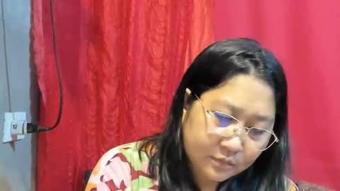 Snapshot of sweetpilipina88 chatting on 03.19.26 MIA online show from 03.19.26