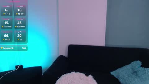 Rafaella online show from 12.10.24