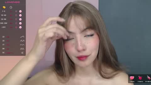 Snapshot of sweetrafaella chatting on 11.26.25 Rafaella online show from 11.26.25