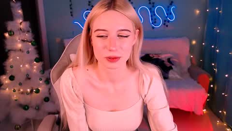 Snapshot of sweetrichal chatting on 12.28.24 sweetrichal online show from 12.28.24