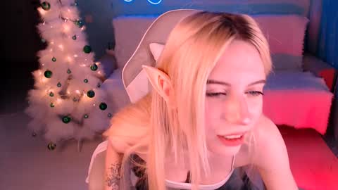 Snapshot of sweetrichal chatting on 01.16.25 sweetrichal online show from 01.16.25