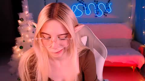 Snapshot of sweetrichal chatting on 01.19.25 sweetrichal online show from 01.19.25