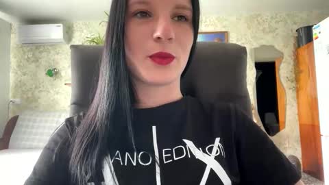Sweet Shy online show from 04.03.26