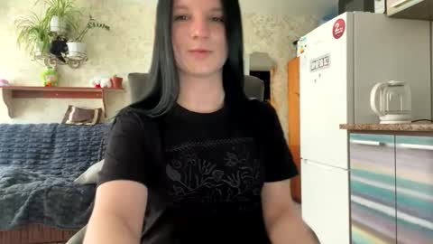 Sweet Shy online show from 04.15.26