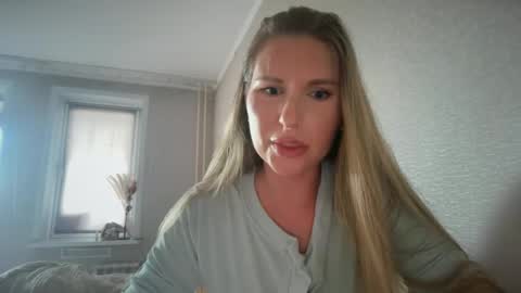 SweetsxGirlsx online show from 07.29.26
