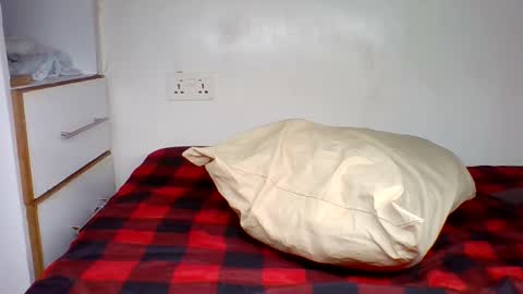 sweett_amberr online show from 02.25.26