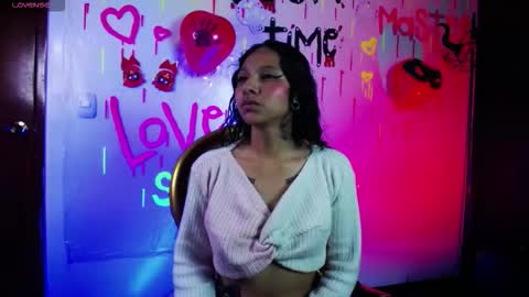 Snapshot of sweett_pleasure chatting on 10.13.25 Sweett pleasure online show from 10.13.25