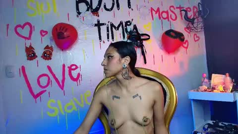 Snapshot of sweett_pleasure chatting on 11.05.25 Sweett pleasure online show from 11.05.25