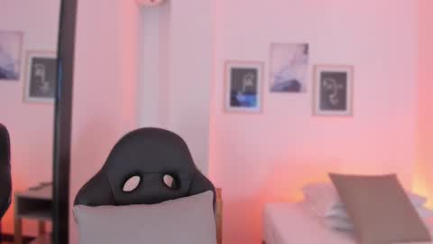 Snapshot of sweettammy_ chatting on 02.11.25 Tammy online show from 02.11.25